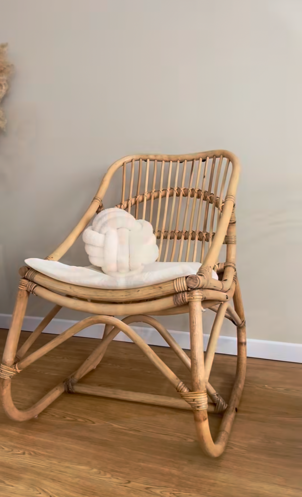 𝕃𝕚𝕧𝕚𝕟 ℂ𝕠𝕞𝕗𝕪™𝕍𝕚𝕕𝕒𝕩𝕃☁˚‘𝕤 Rattan Linen Chair