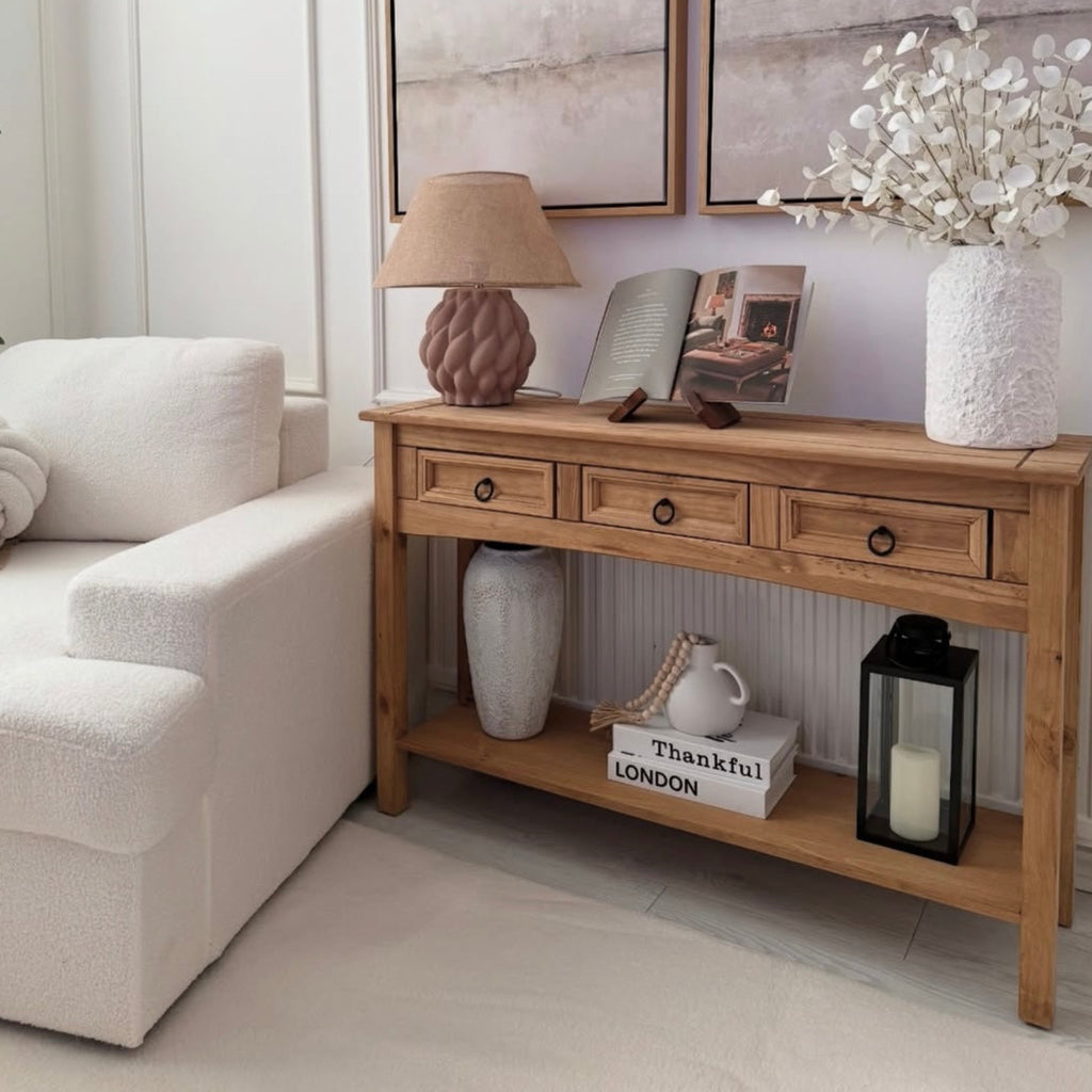 Classic Console Pinewood Table