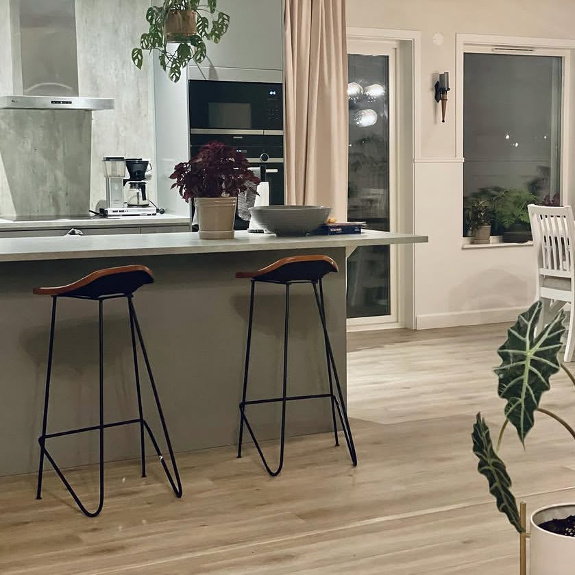 Genuine Leather Brown|Black Bar Stool