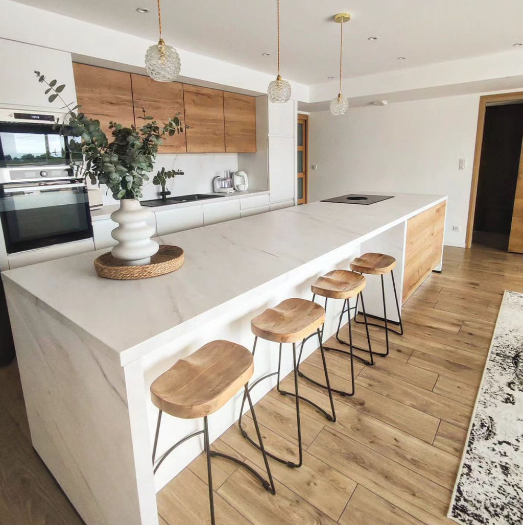 Iconic Gravin Bar Stool Desi