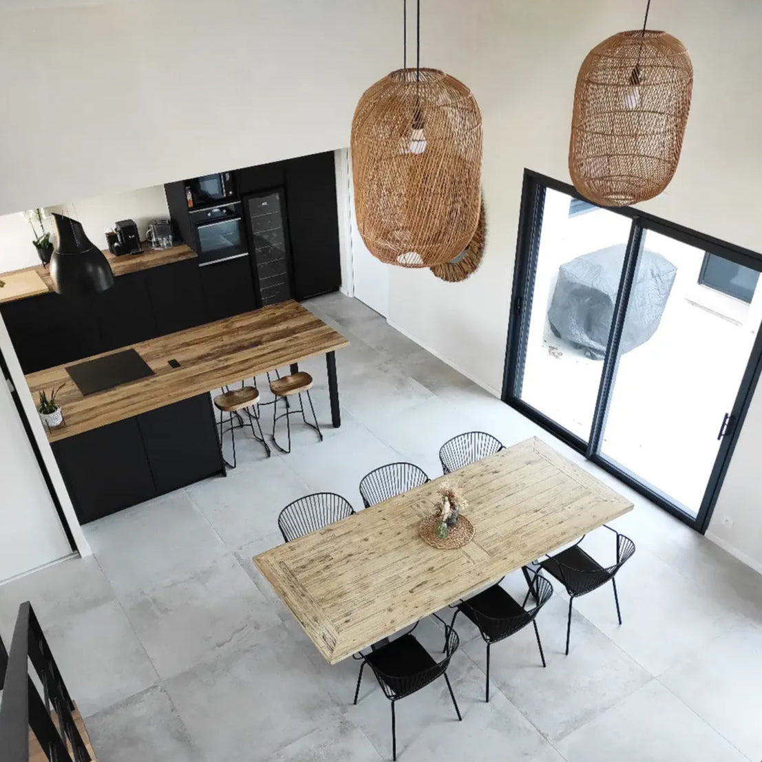 Iconic Gravin Bar Stool Desi